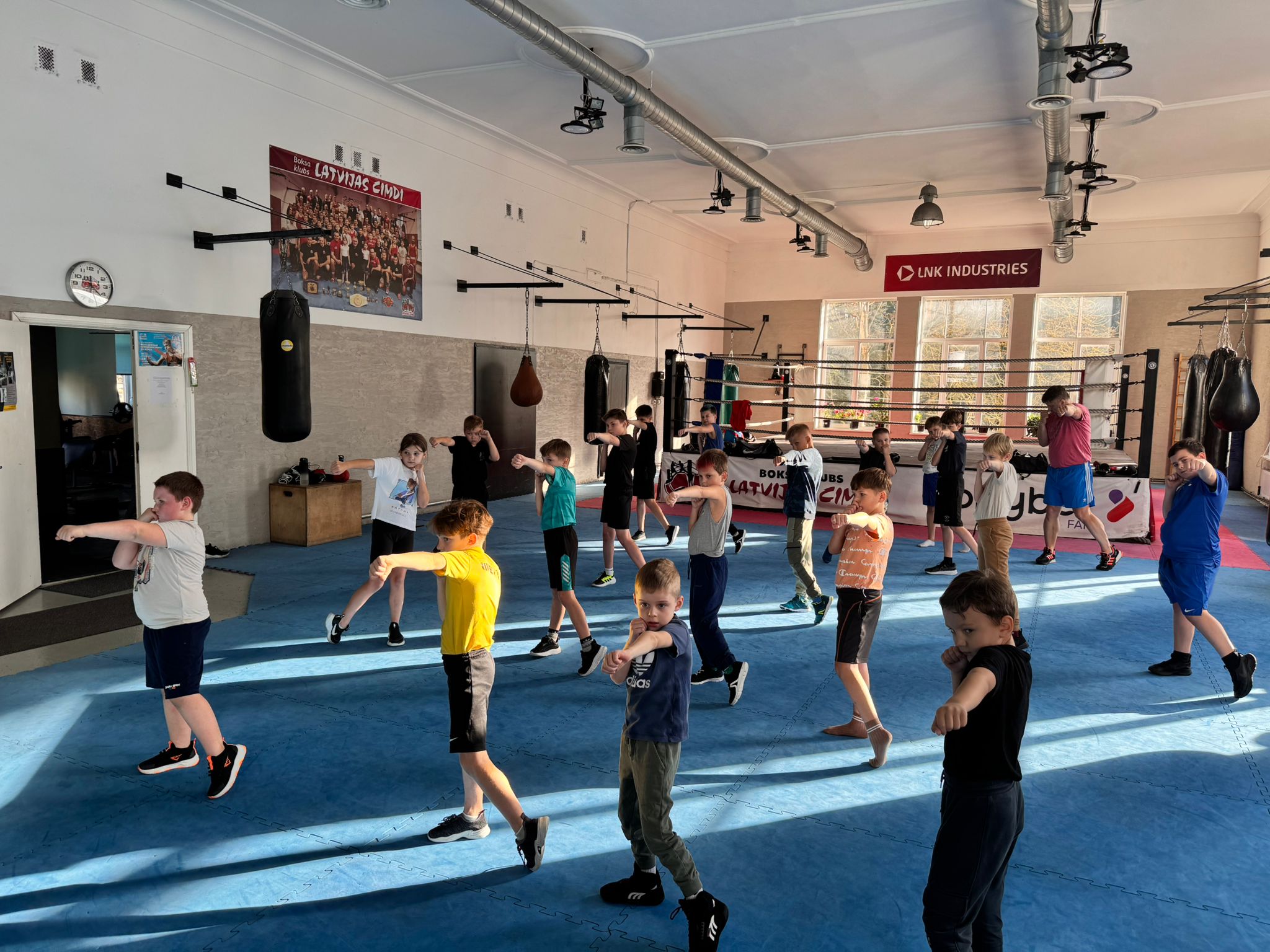 Bērnu bokss - Tehnikas apguve grupā